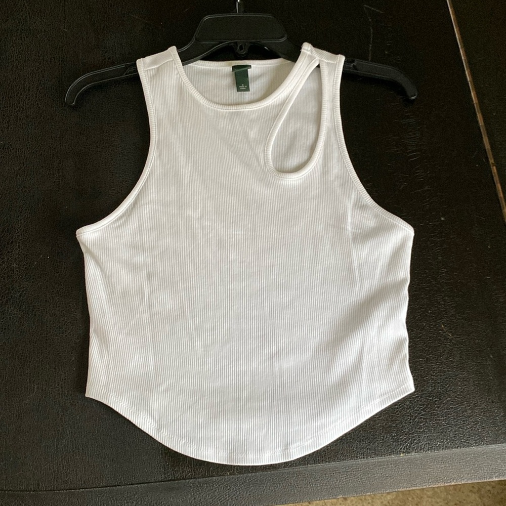 White keyhole crop top